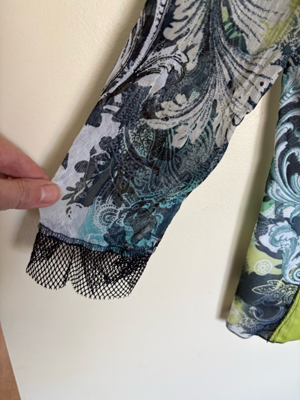 Elisa Cavaletti Mixed Media Sheer Paisley & Ruffle Top - Rare Art Piece - Picture 9 of 14